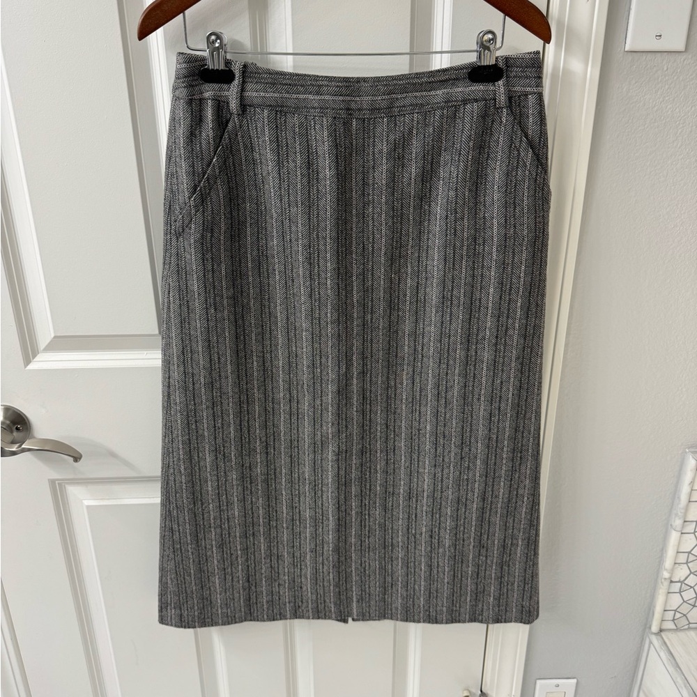 Banana Republic Lined Wool Gray Striped Skirt 8